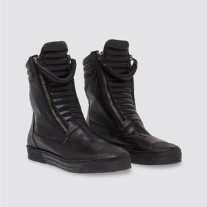 Marcellamoda 8.5 Karma boots in black street wear moto zip up